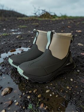 Women’s Muck Boots outscape max MTSW102 size 5